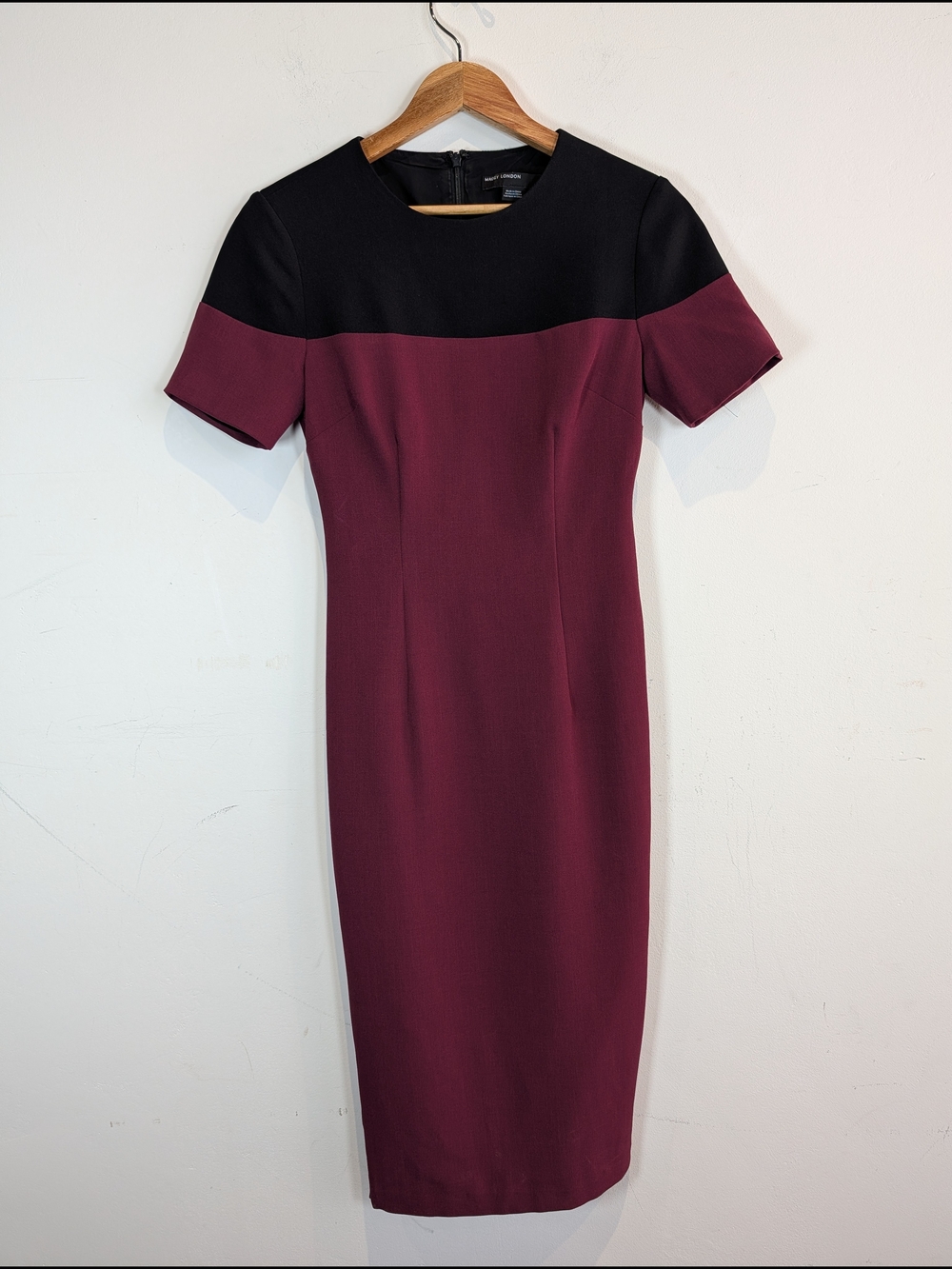Maggy London Black and Burgundy Two-Tone Midi Sheath Dress, Size 0